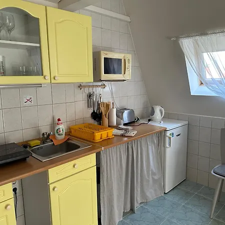 Renata Apartment *