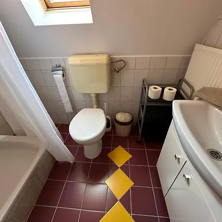 Renata Apartment *